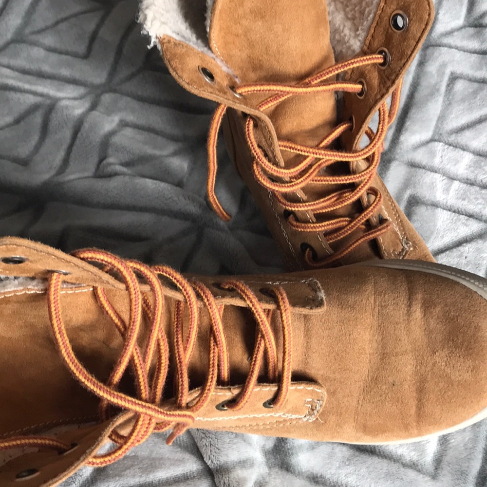 MUDD boots size 7